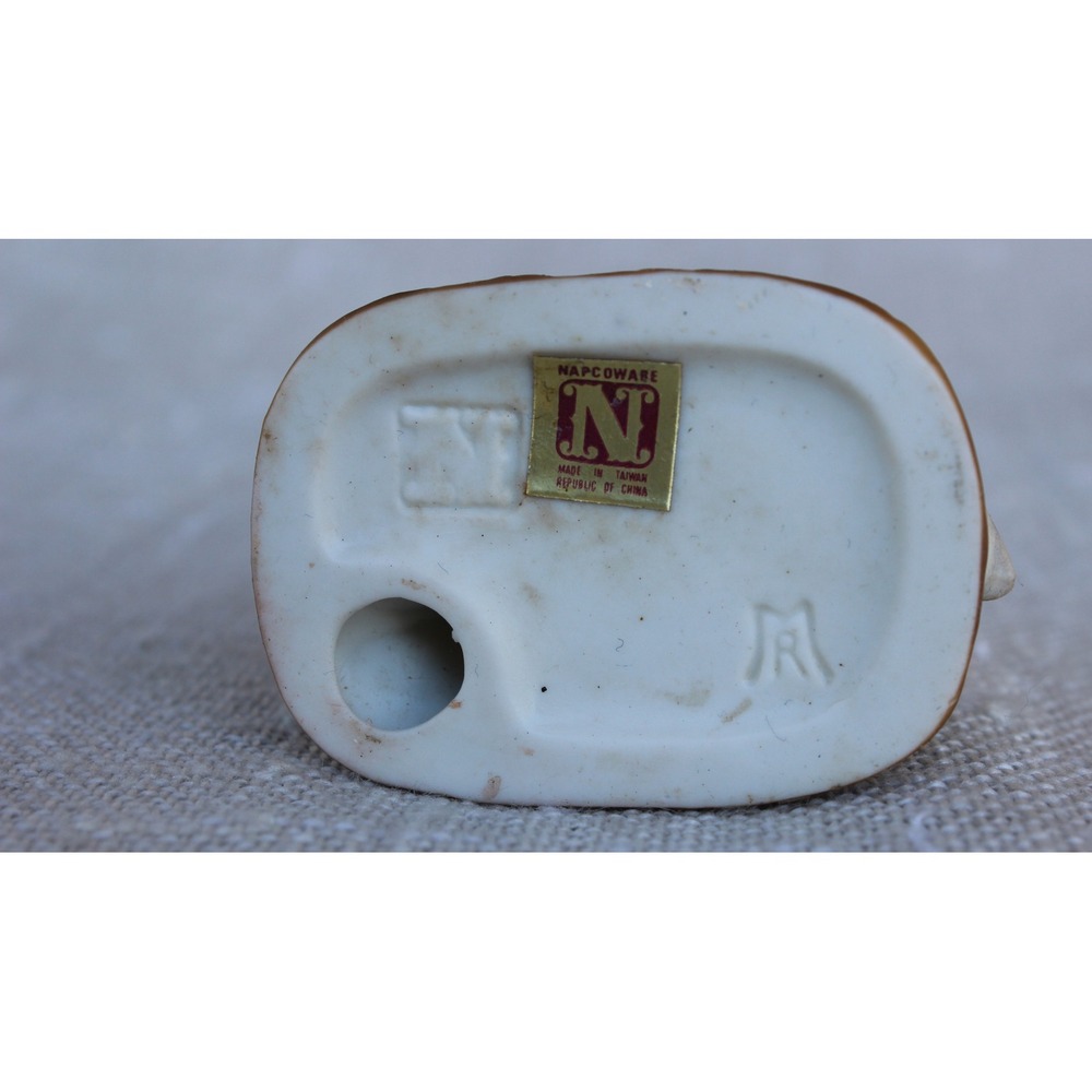 Vintage Napcoware Tiny Tots Boy with Accordion and Geese Porcelain Figurine - Picture 4 of 5